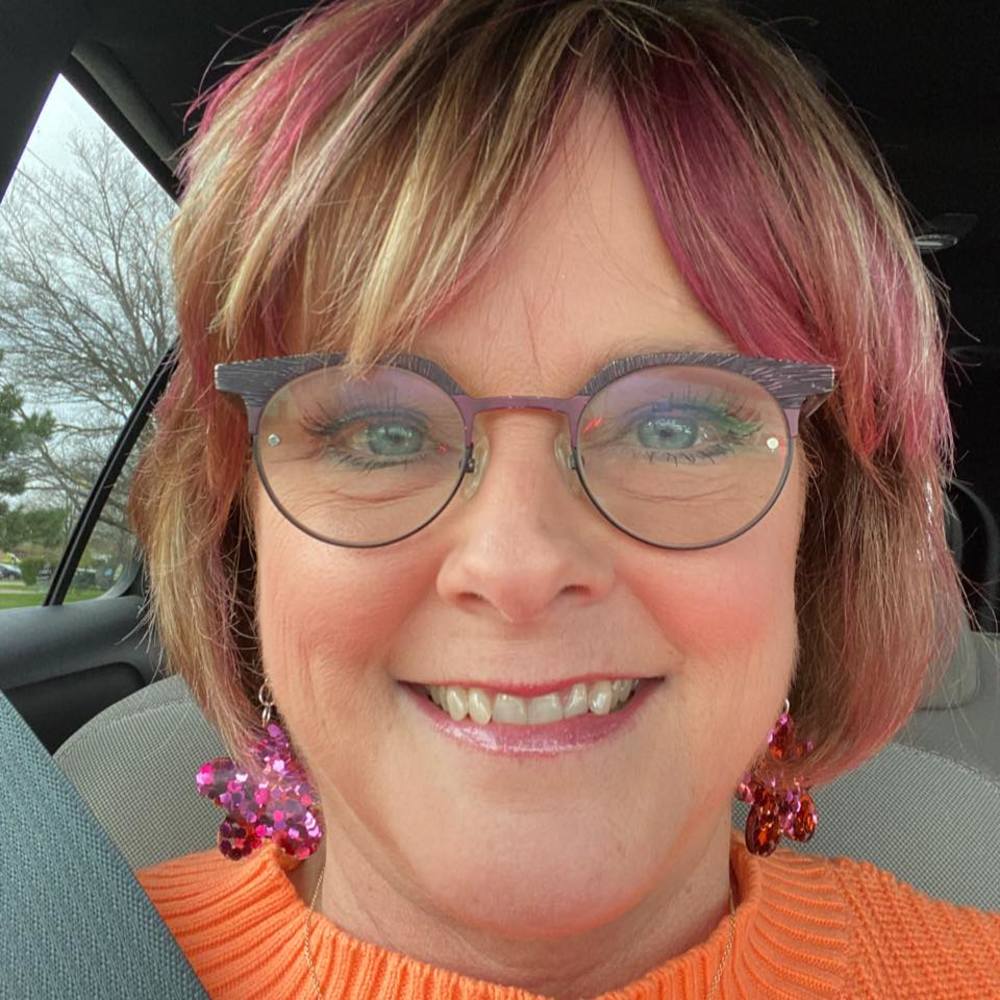 Meet your Posher, Renee